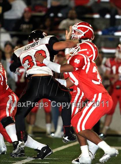 Thumbnail 2 in Mater Dei vs. Centennial photogallery.