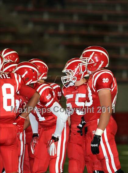 Thumbnail 3 in Mater Dei vs. Centennial photogallery.