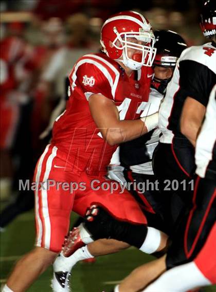 Thumbnail 1 in Mater Dei vs. Centennial photogallery.