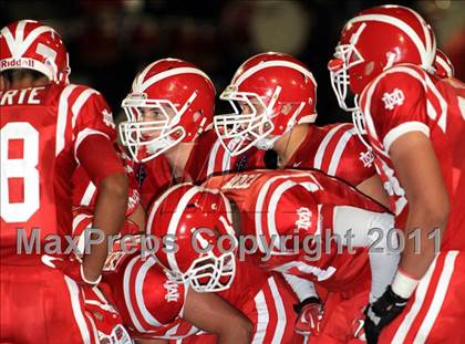 Thumbnail 2 in Mater Dei vs. Centennial photogallery.