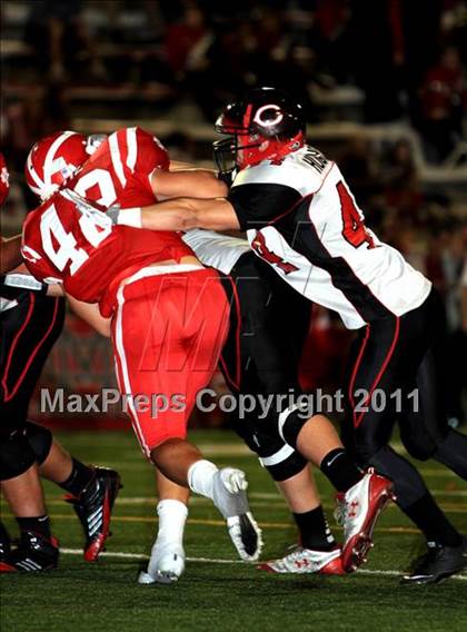 Thumbnail 1 in Mater Dei vs. Centennial photogallery.