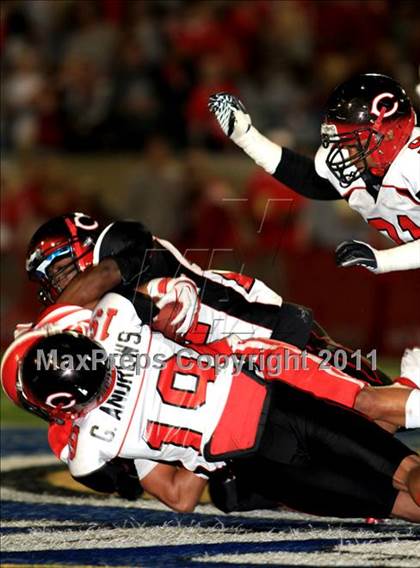 Thumbnail 3 in Mater Dei vs. Centennial photogallery.