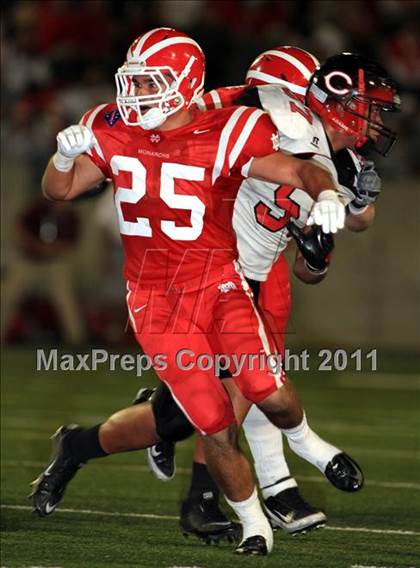 Thumbnail 1 in Mater Dei vs. Centennial photogallery.