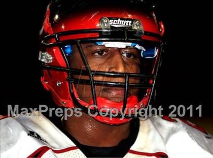 Thumbnail 1 in Mater Dei vs. Centennial photogallery.