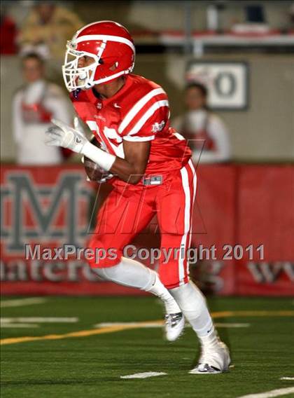 Thumbnail 2 in Mater Dei vs. Centennial photogallery.
