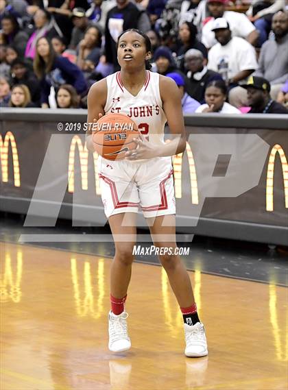 Thumbnail 2 in Centennial vs. St. John's (GEICO National Tournament Semifinal) photogallery.