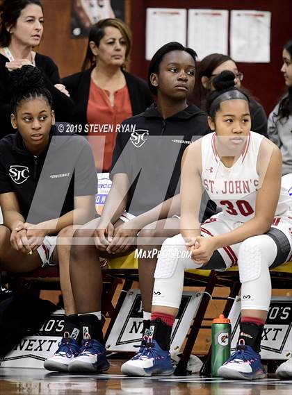 Thumbnail 1 in Centennial vs. St. John's (GEICO National Tournament Semifinal) photogallery.
