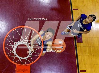 Thumbnail 1 in Centennial vs. St. John's (GEICO National Tournament Semifinal) photogallery.