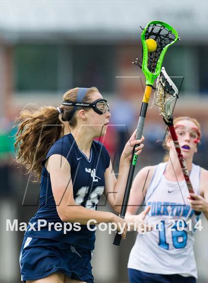 Thumbnail 1 in Washington-Lee @ Yorktown (VHSL 6A Semifinal) photogallery.