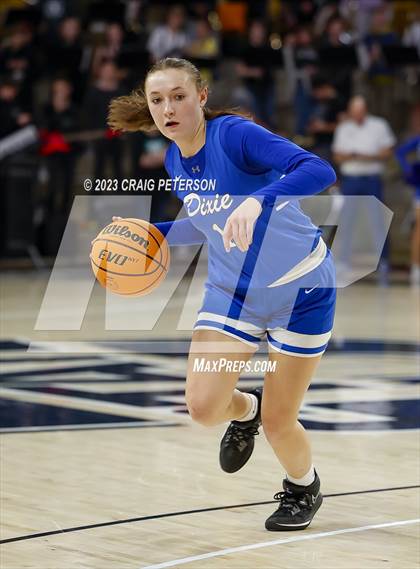 Thumbnail 3 in Dixie vs. Green Canyon (UHSAA 4A Quarterfinal) photogallery.