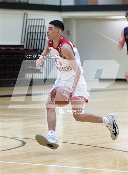 Thumbnail 2 in Lee Vs Brandeis photogallery.