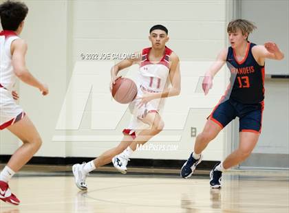 Thumbnail 2 in Lee Vs Brandeis photogallery.