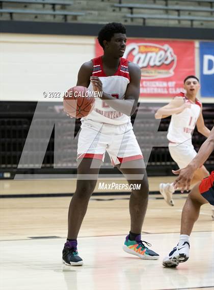 Thumbnail 1 in Lee Vs Brandeis photogallery.