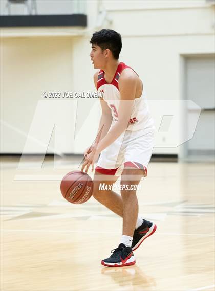 Thumbnail 3 in Lee Vs Brandeis photogallery.