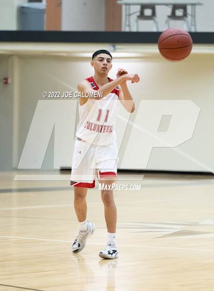 Thumbnail 1 in Lee Vs Brandeis photogallery.