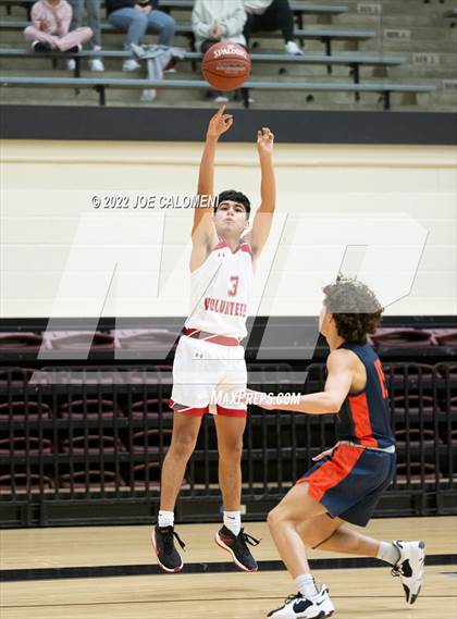 Thumbnail 2 in Lee Vs Brandeis photogallery.