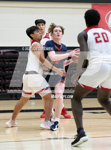 Thumbnail 3 in Lee Vs Brandeis photogallery.