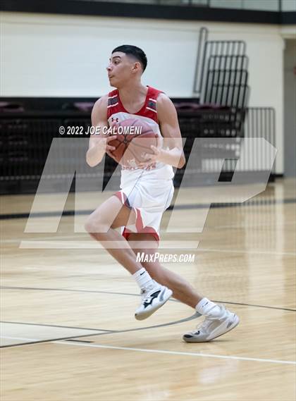 Thumbnail 1 in Lee Vs Brandeis photogallery.