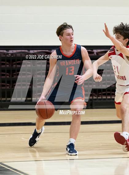 Thumbnail 3 in Lee Vs Brandeis photogallery.