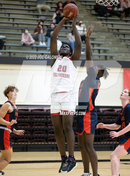 Thumbnail 3 in Lee Vs Brandeis photogallery.