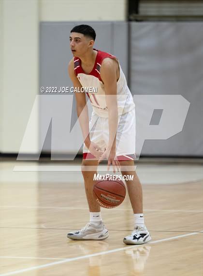 Thumbnail 2 in Lee Vs Brandeis photogallery.