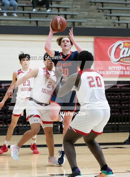 Thumbnail 3 in Lee Vs Brandeis photogallery.