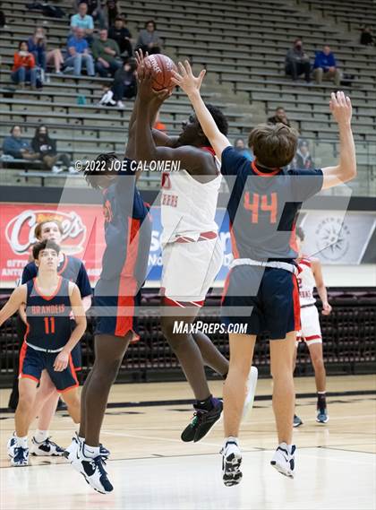 Thumbnail 3 in Lee Vs Brandeis photogallery.