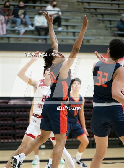 Thumbnail 1 in Lee Vs Brandeis photogallery.