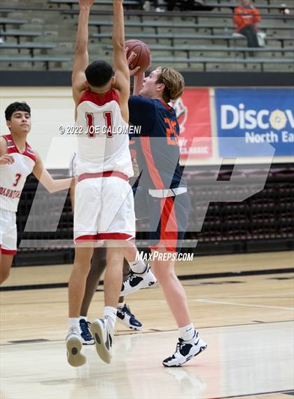 Thumbnail 2 in Lee Vs Brandeis photogallery.