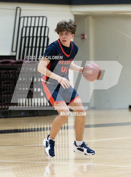 Thumbnail 3 in Lee Vs Brandeis photogallery.
