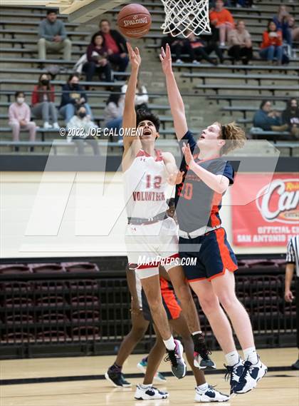 Thumbnail 2 in Lee Vs Brandeis photogallery.