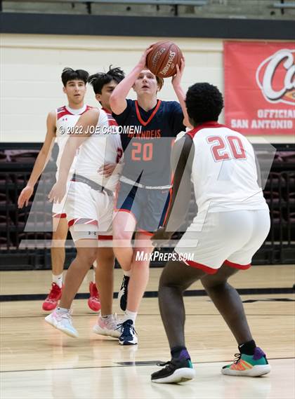 Thumbnail 2 in Lee Vs Brandeis photogallery.