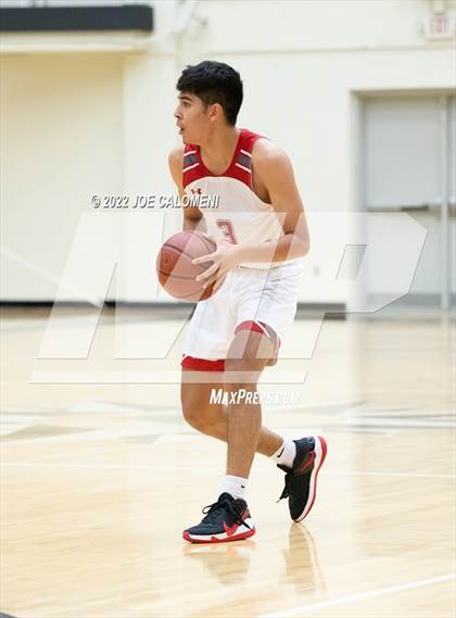 Thumbnail 1 in Lee Vs Brandeis photogallery.