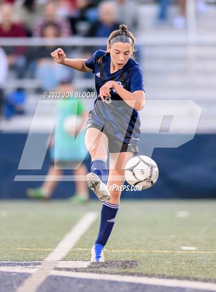 Thumbnail 3 in Woodstock Academy vs Wethersfield (CIAC Class L Quarterfinal) photogallery.