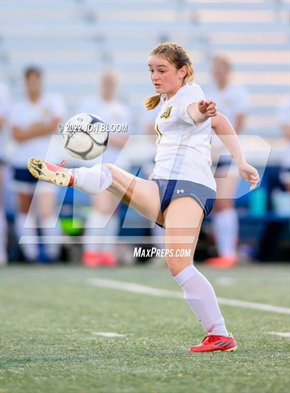 Thumbnail 1 in Woodstock Academy vs Wethersfield (CIAC Class L Quarterfinal) photogallery.