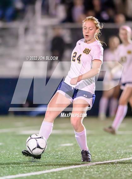 Thumbnail 3 in Woodstock Academy vs Wethersfield (CIAC Class L Quarterfinal) photogallery.