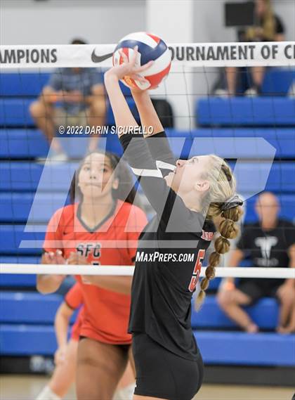 Thumbnail 2 in Santa Fe Christian vs. Paul Laurence Dunbar (Nike TOC Southwest) photogallery.