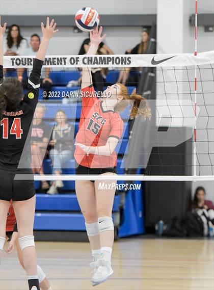 Thumbnail 2 in Santa Fe Christian vs. Paul Laurence Dunbar (Nike TOC Southwest) photogallery.