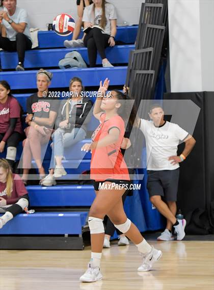 Thumbnail 1 in Santa Fe Christian vs. Paul Laurence Dunbar (Nike TOC Southwest) photogallery.