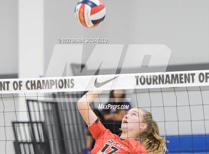 Thumbnail 2 in Santa Fe Christian vs. Paul Laurence Dunbar (Nike TOC Southwest) photogallery.