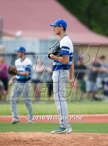 Thumbnail 2 in Wallkill vs. John Jay-CR (NYSPHSAA Class A Regional Final) photogallery.