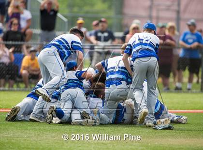 Thumbnail 1 in Wallkill vs. John Jay-CR (NYSPHSAA Class A Regional Final) photogallery.