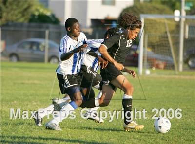 null - Photo 01