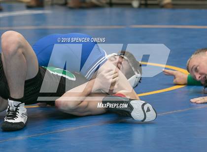 Thumbnail 2 in Rock Hill Bearcat Invitational photogallery.