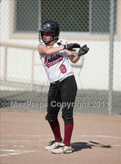 Thumbnail 1 in Beyer @ Modesto photogallery.