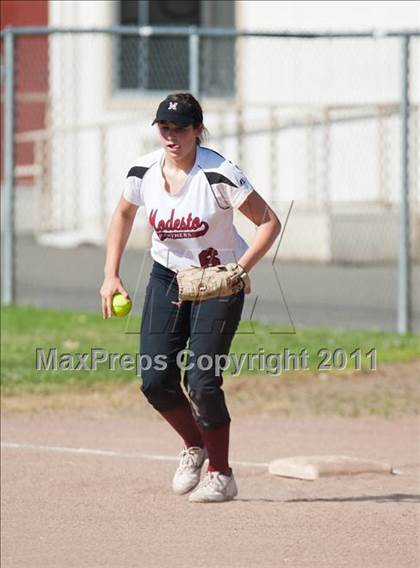 Thumbnail 1 in Beyer @ Modesto photogallery.