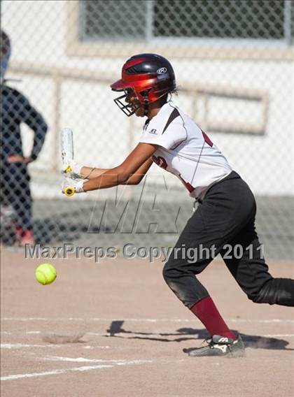 Thumbnail 3 in Beyer @ Modesto photogallery.