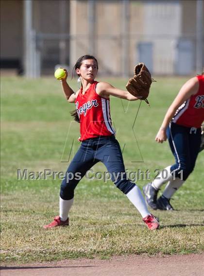 Thumbnail 3 in Beyer @ Modesto photogallery.