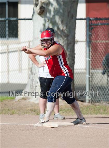 Thumbnail 2 in Beyer @ Modesto photogallery.