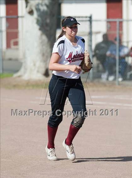 Thumbnail 1 in Beyer @ Modesto photogallery.